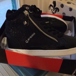 Black wedge sneakers